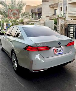 بي ام دبليو الفئة 5